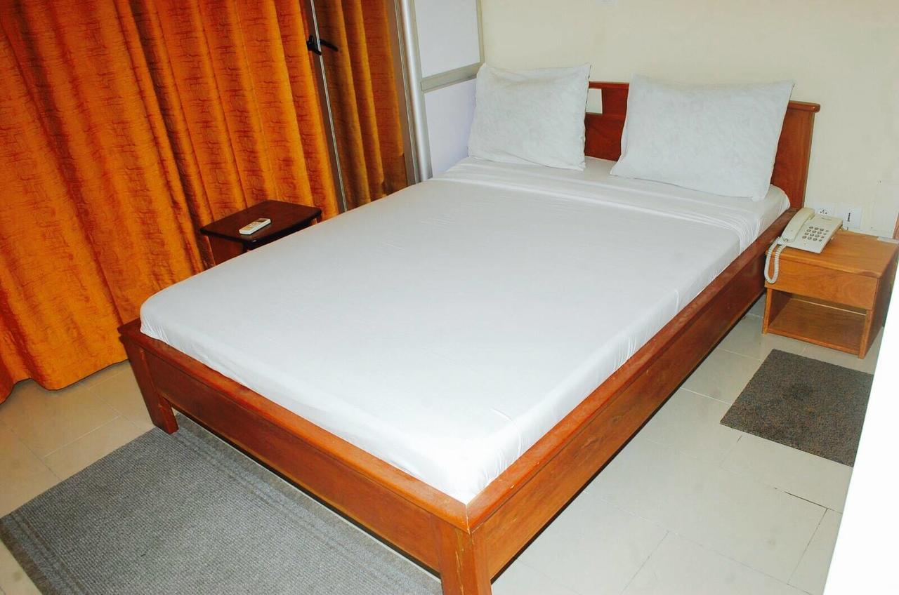 Hotels Residences Easy Котону Екстериор снимка