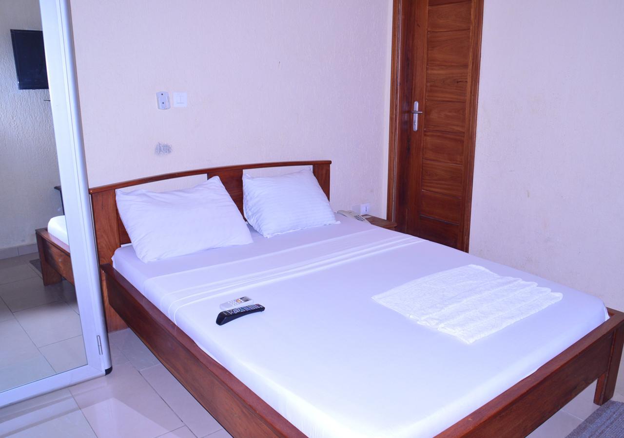 Hotels Residences Easy Котону Екстериор снимка
